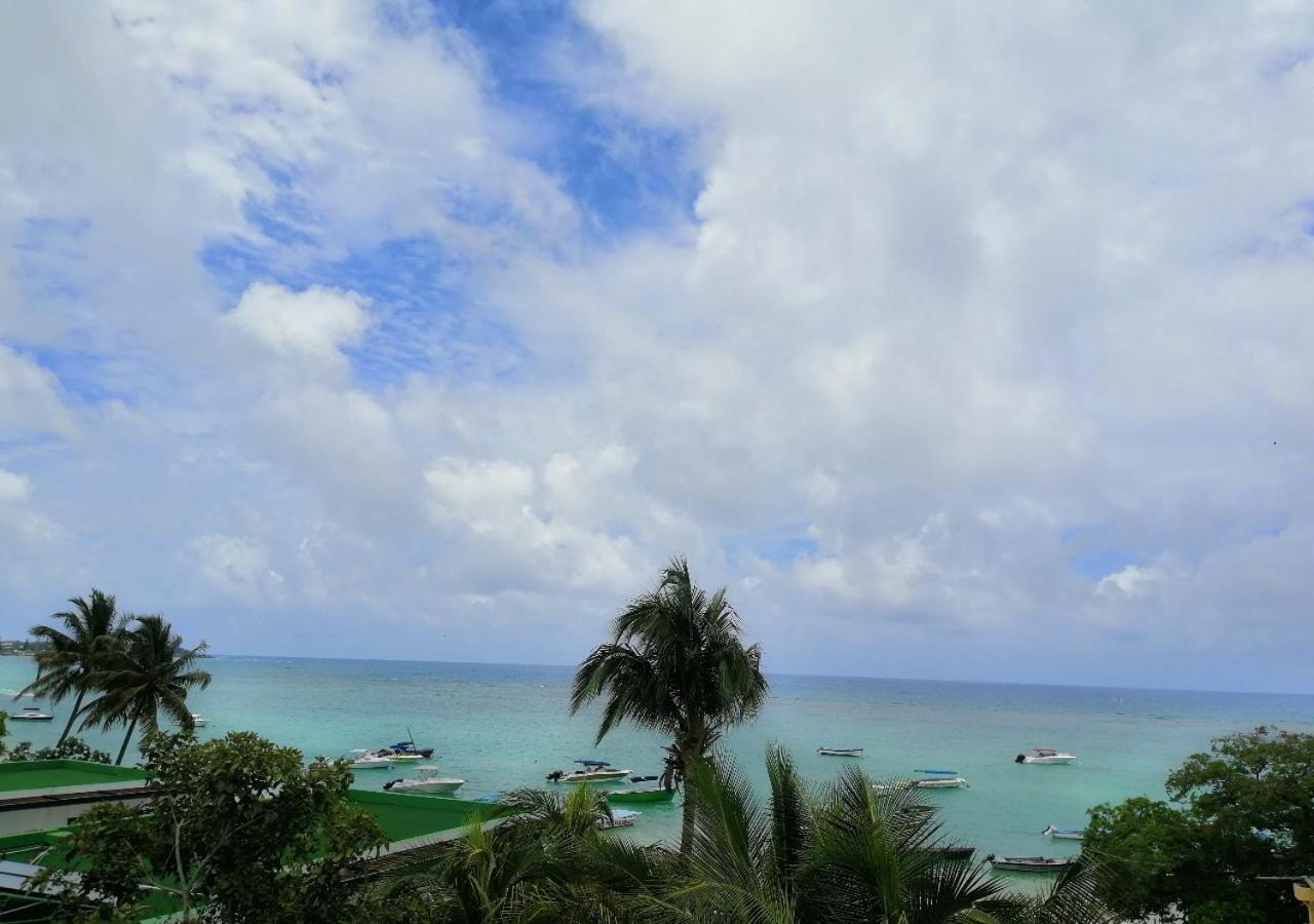 Easy Stay Residence Trou aux Biches Exterior photo